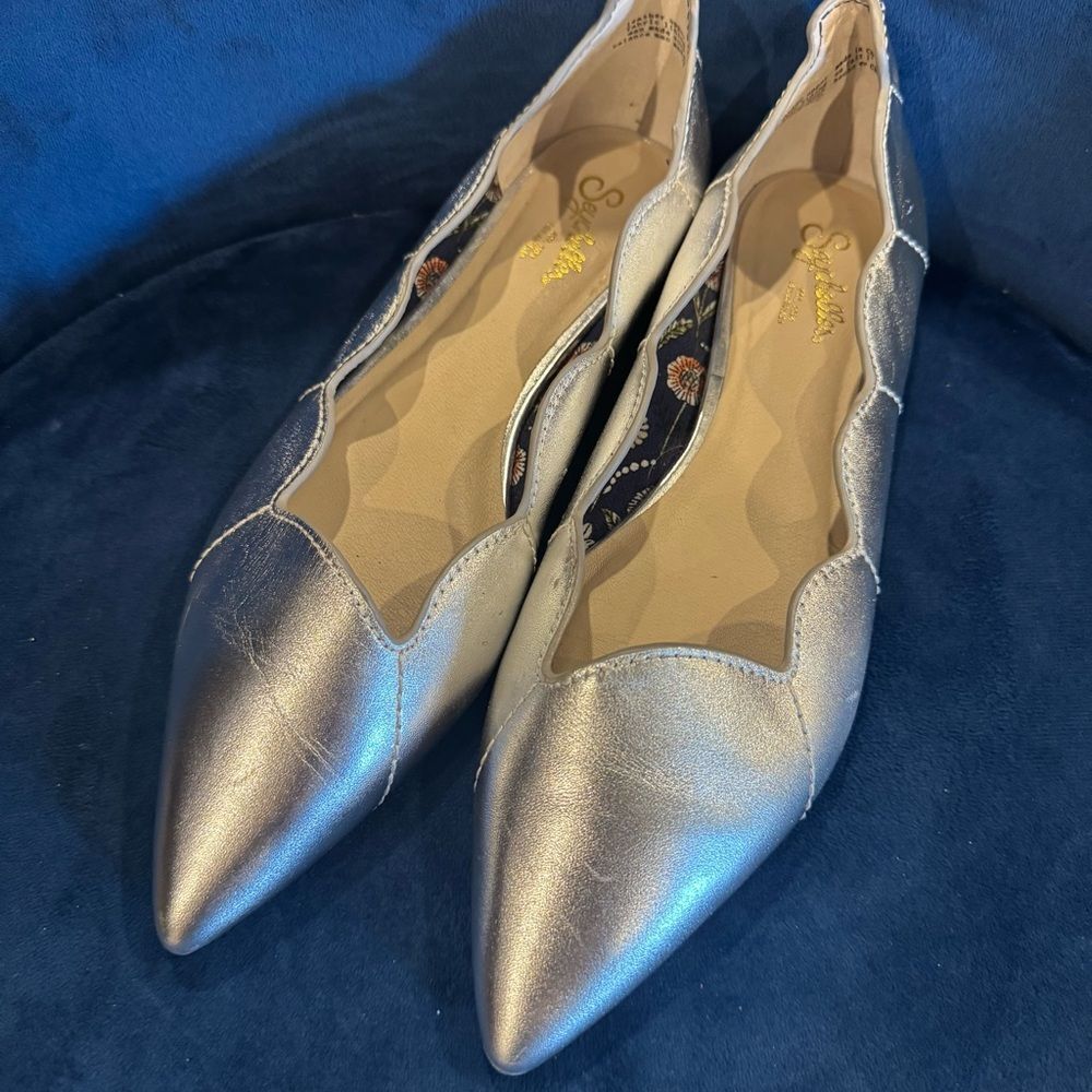 Seychelles for Anthropologie Silver Island Scalloped Pointed Toe Ballet Flat. 7